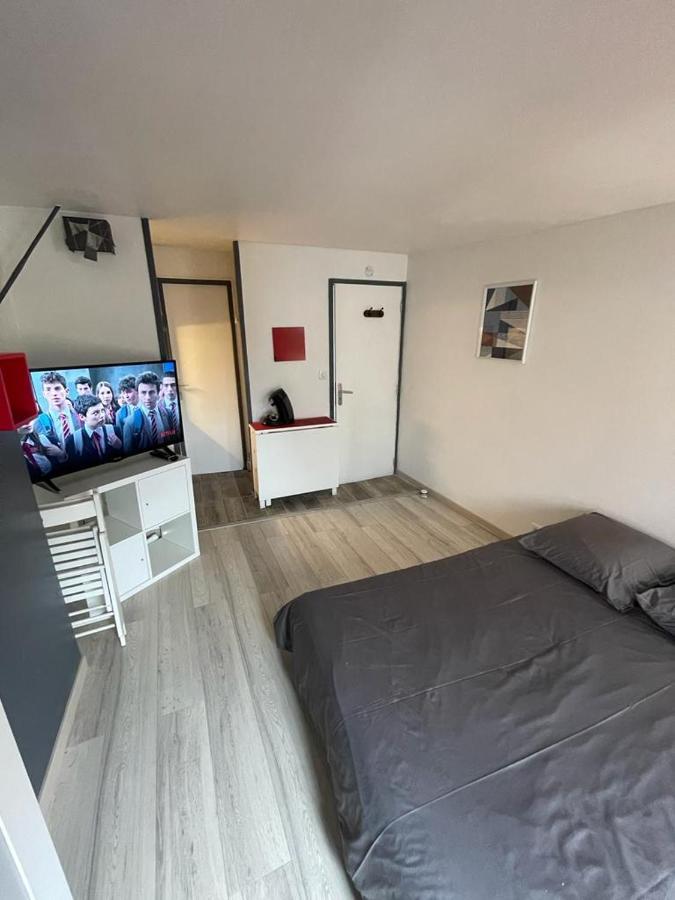Le Confort - Calme, Ideale Couple, Business, Long Sejour Niort Luaran gambar